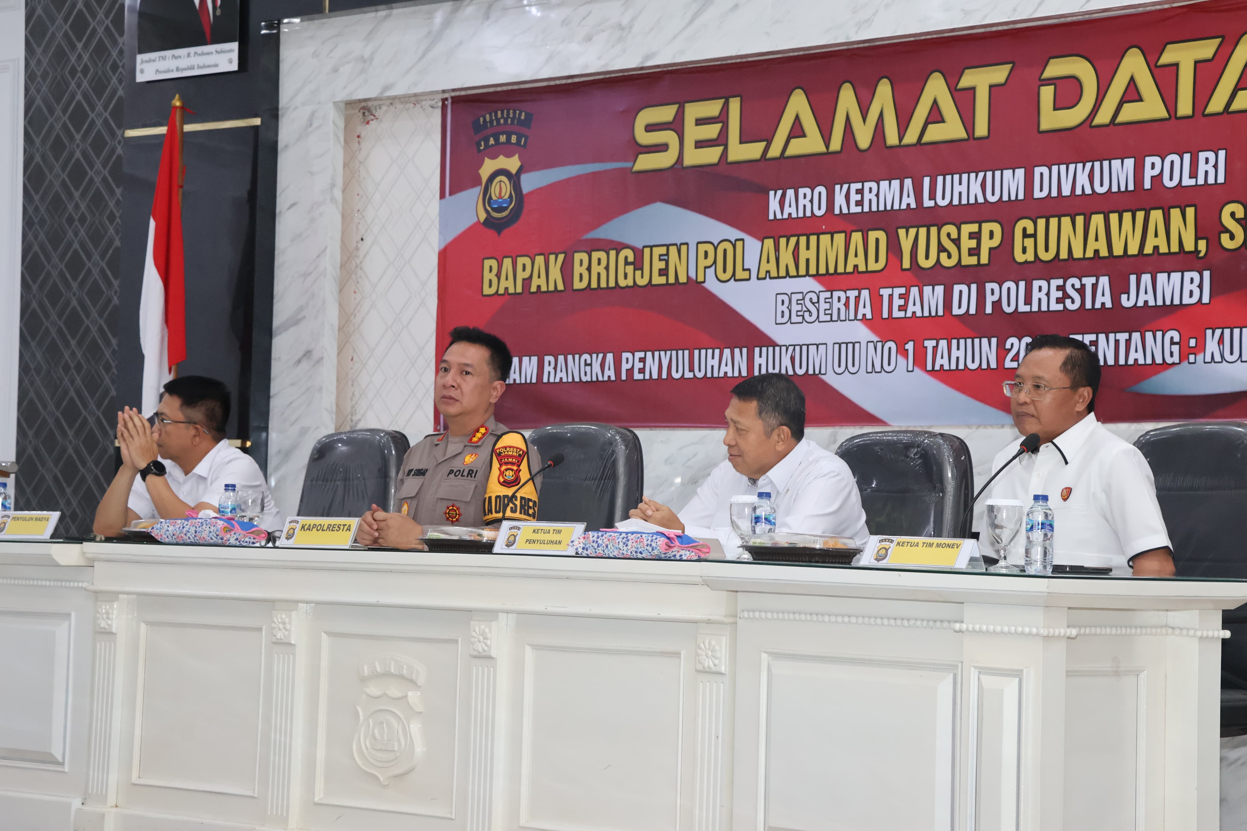 Kapolresta Jambi Terima Kunker Tim Penyuluhan Hukum Divkum Polri.